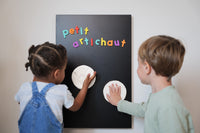 Unique and easy-to-use kit to create adorable miniature imprints of children’s hand or foot that transform into decorative magnets.