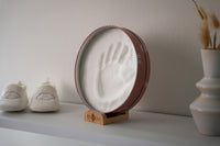 Baby Box Round Rainbow Terracotta is a versatile gift for new parents or expectant families, perfect for newborn gifts or nursery decor.