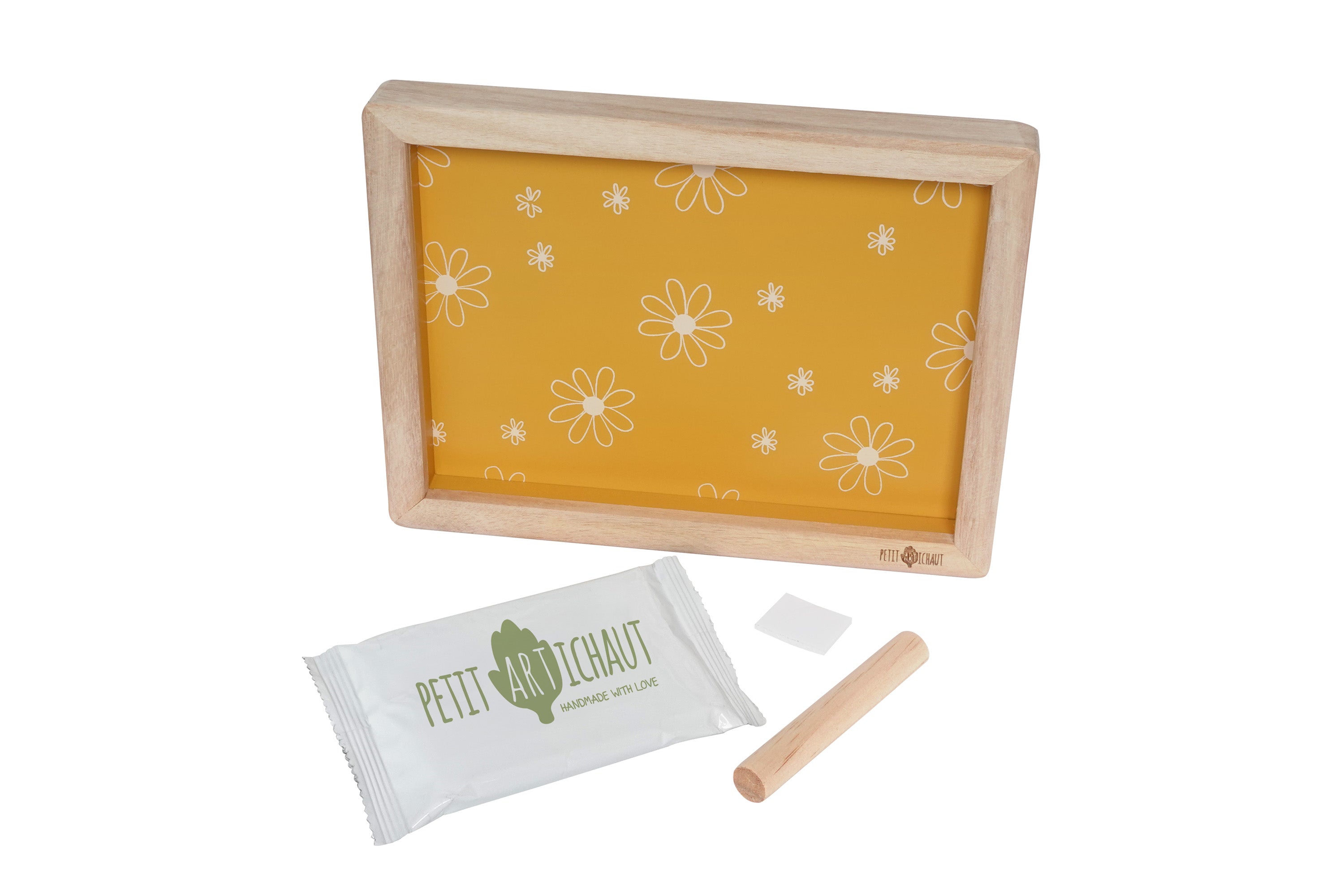 The Classic Frame Daisy Ochre: Capture Your Baby’s First Moments
